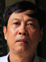 NGUYỄN VIỆT CHIẾN