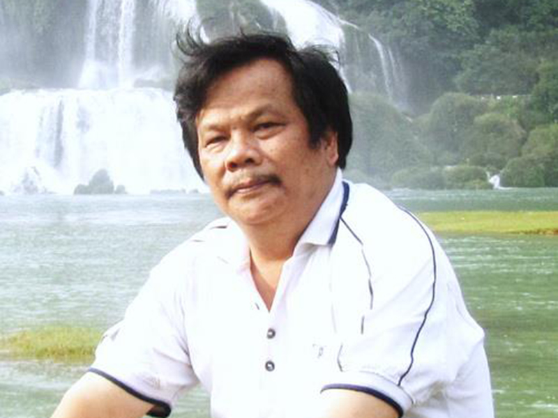 “DƯỚI MƯA”-Bài thơ hay của Trần Quang Quý 