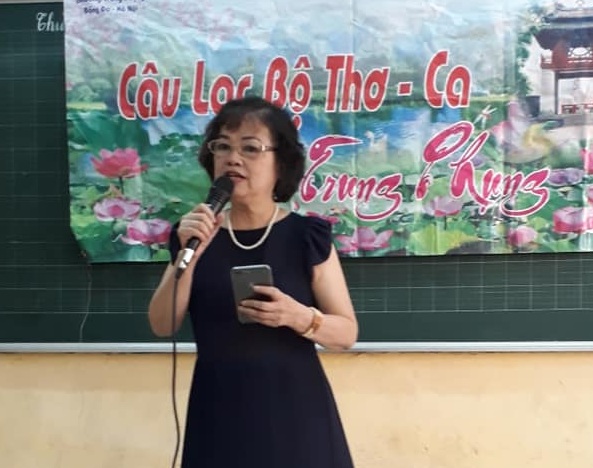 Nỗi niềm của Nguyễn M&igrave;nh Hiền qua b&agrave;i thơ &ldquo;lệch&rdquo; 