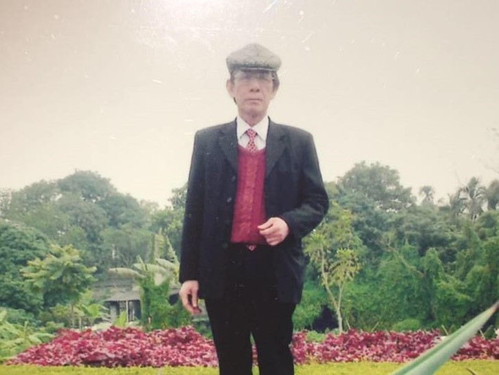 Hoàng Tháp-một giọng văn bản thiện.