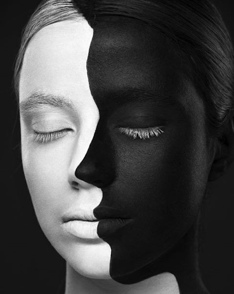 “Người đi tìm mặt” hay người đi tìm nhân vật của mình